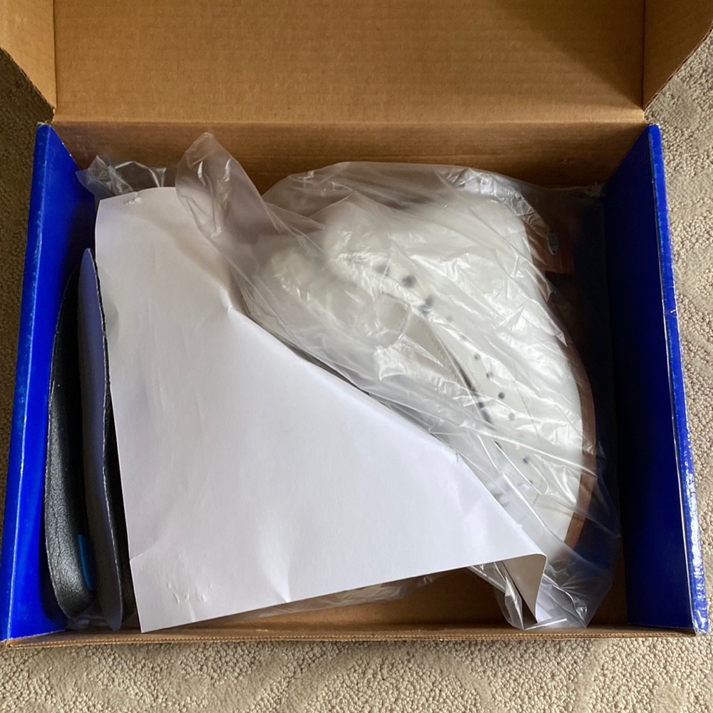 NEW IN BOX Riedell | Flair 910 Ice Skates Size 4 with Eclipse Astra 9 1/4” Blade - Picture 17 of 17